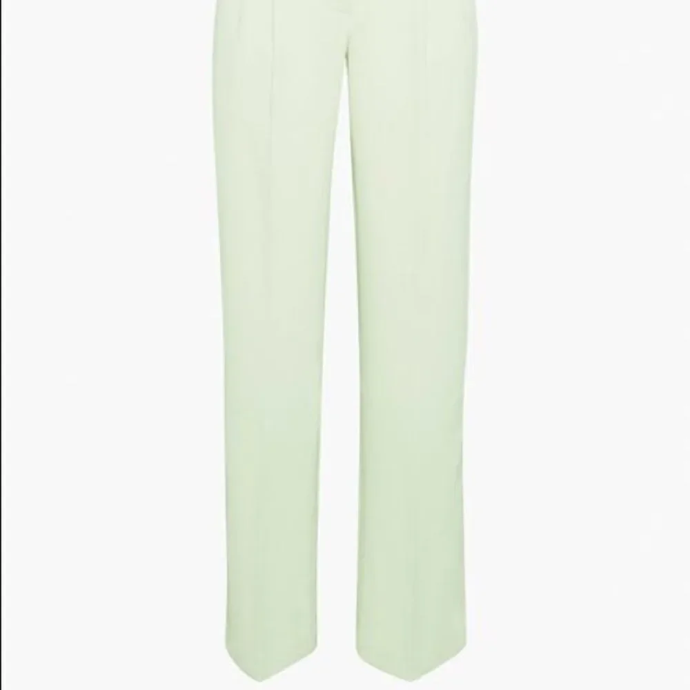 Aritzia Wilfred Rainwash Green Effortless Pant